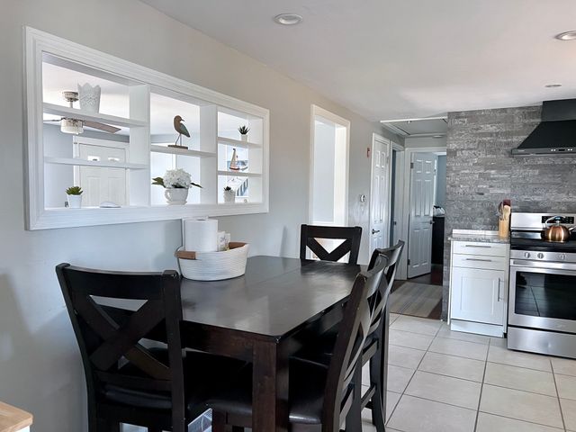 21 Sibley Dr, Yarmouth, MA 02673