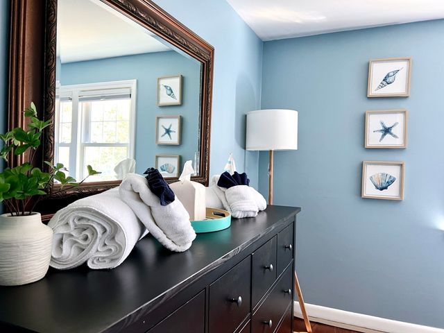 21 Sibley Dr, Yarmouth, MA 02673