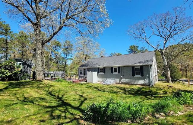 21 Sibley Dr, Yarmouth, MA 02673