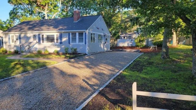 21 Sibley Dr, Yarmouth, MA 02673