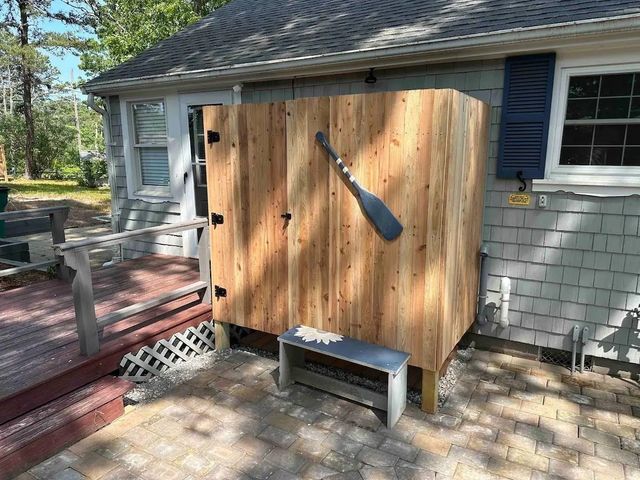 21 Sibley Dr, Yarmouth, MA 02673