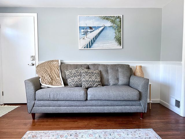 21 Sibley Dr, Yarmouth, MA 02673