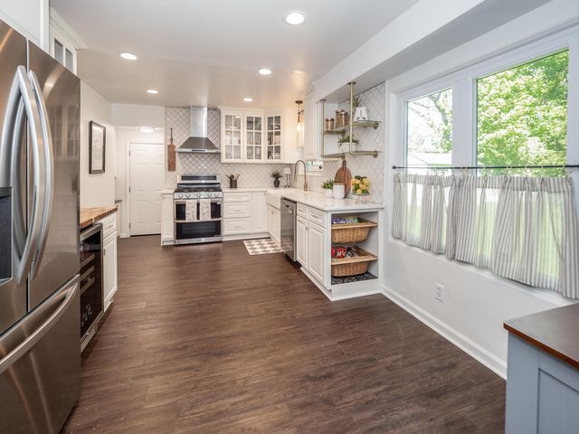 3811 Old Colony Road, Kalamazoo City, MI 49008