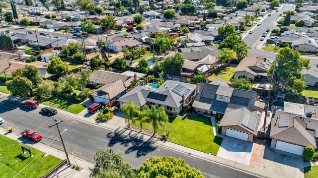 624 El Capitan Ave, Manteca, CA 95337