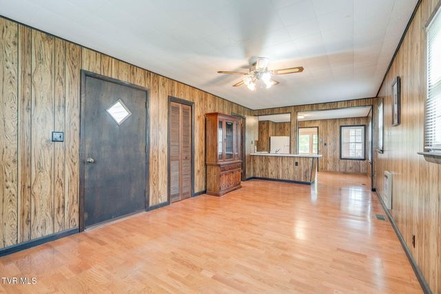 103 Baird Lane, Elizabethton, TN 37643
