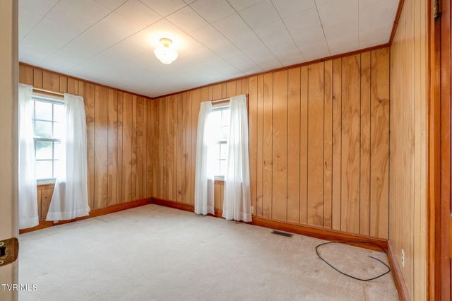 103 Baird Lane, Elizabethton, TN 37643