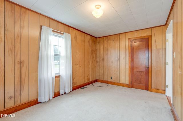 103 Baird Lane, Elizabethton, TN 37643