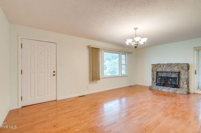 103 Baird Lane, Elizabethton, TN 37643