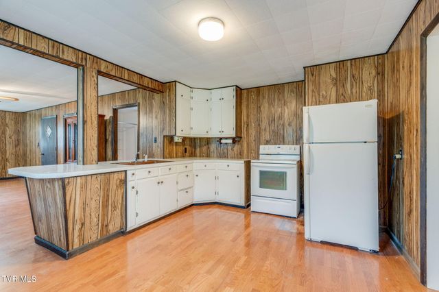 103 Baird Lane, Elizabethton, TN 37643