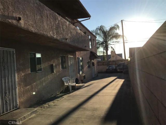 1000 Glenoaks Boulevard, San Fernando, CA 91340