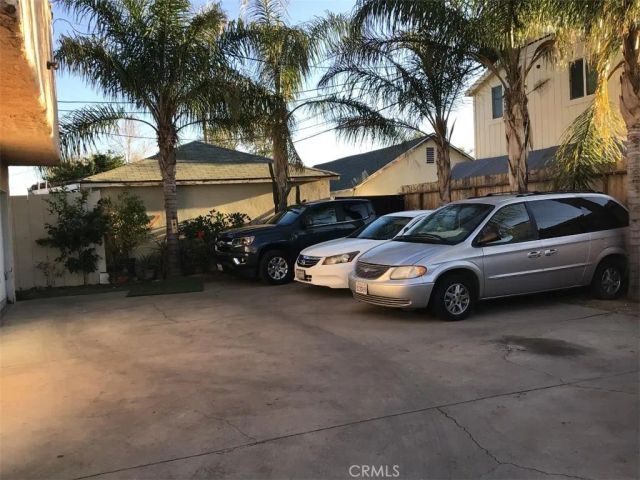 1000 Glenoaks Boulevard, San Fernando, CA 91340