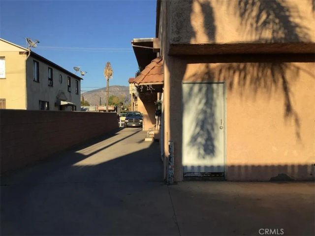 1000 Glenoaks Boulevard, San Fernando, CA 91340