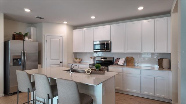 4453 ELLIOTS ASTOR BOULEVARD, St Cloud, FL 34772