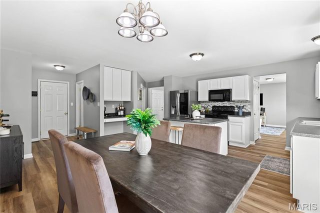 1955 Briarfield Drive, Lake St Louis, MO 63367