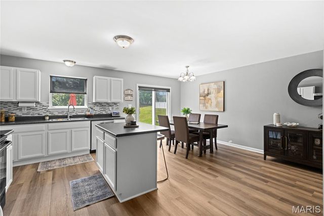 1955 Briarfield Drive, Lake St Louis, MO 63367
