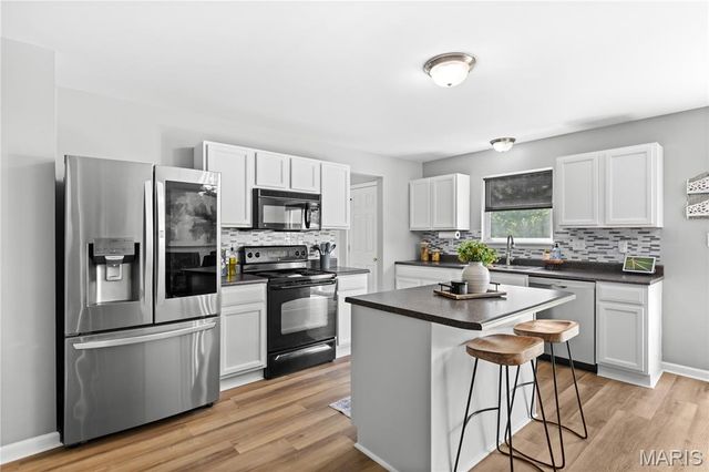 1955 Briarfield Drive, Lake St Louis, MO 63367