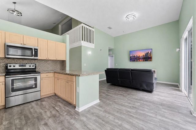 1731 SE 16th Avenue, Homestead, FL 33035