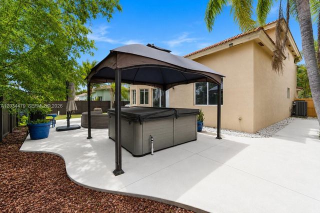 1731 SE 16th Avenue, Homestead, FL 33035