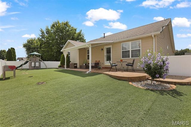 59 Julie Drive, Glen Carbon, IL 62034