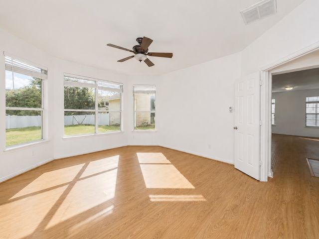 10110 Lakeview Drive, Providence Village, TX 76227