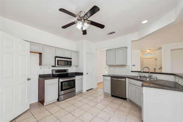 10110 Lakeview Drive, Providence Village, TX 76227