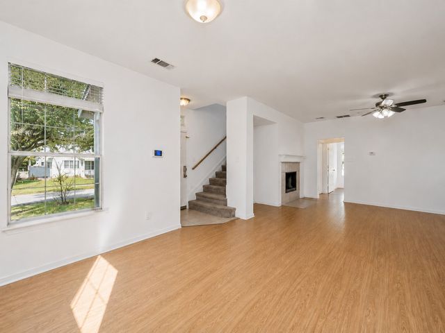 10110 Lakeview Drive, Providence Village, TX 76227