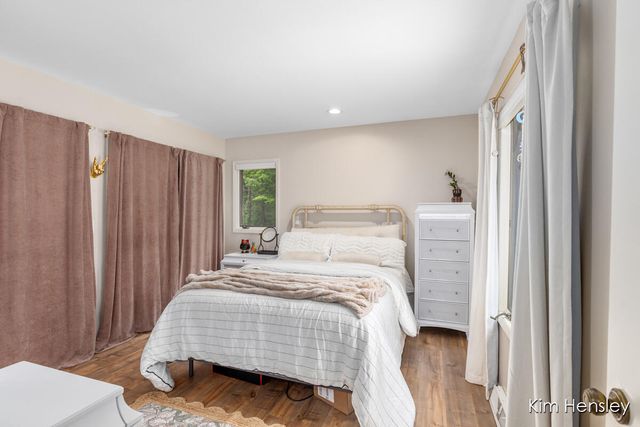 4736 Burton Street, Grand Rapids, MI 49546