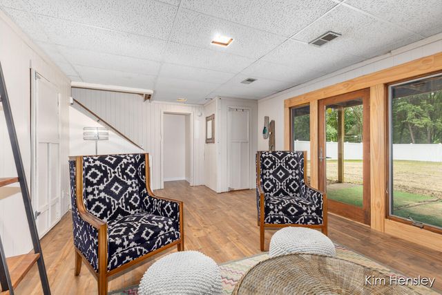 4736 Burton Street, Grand Rapids, MI 49546
