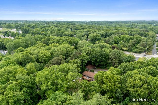 4736 Burton Street, Grand Rapids, MI 49546