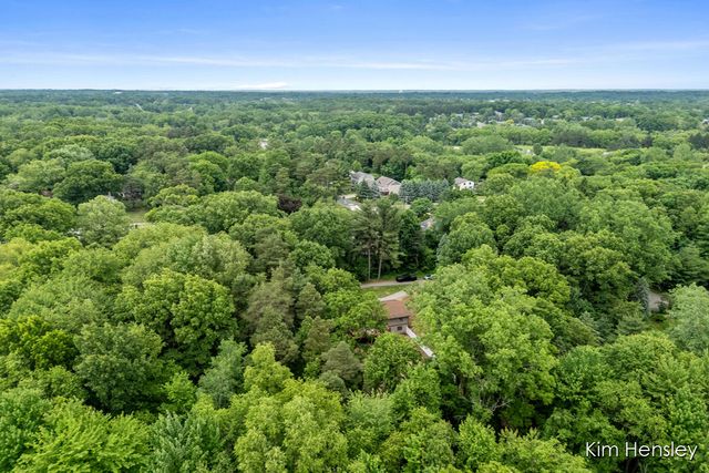 4736 Burton Street, Grand Rapids, MI 49546