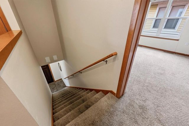 1229 St James Court, Madison, WI 53715