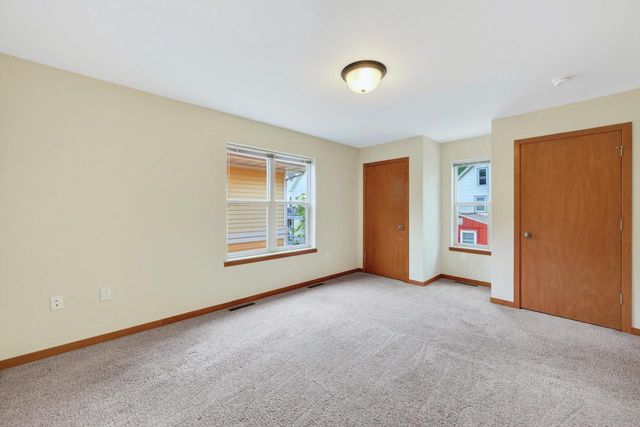 1229 St James Court, Madison, WI 53715