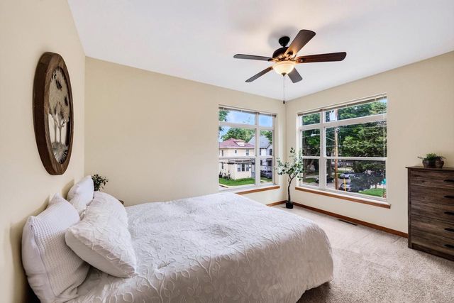1229 St James Court, Madison, WI 53715