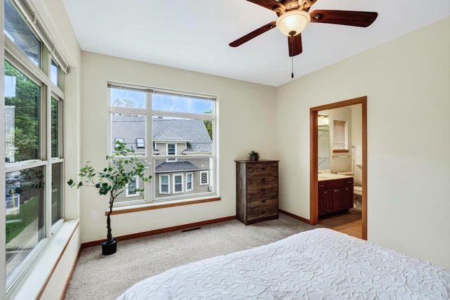1229 St James Court, Madison, WI 53715
