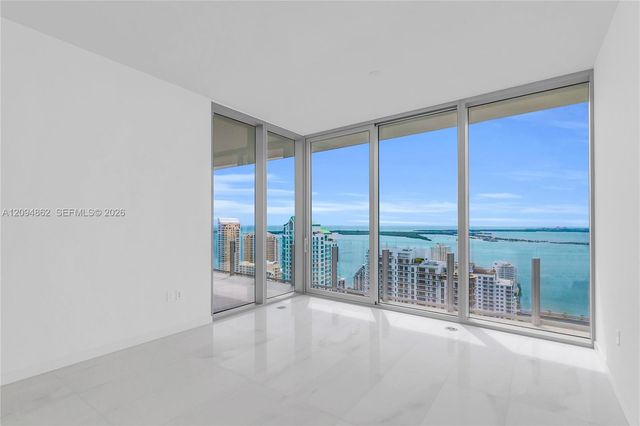 300 Biscayne Blvd Way 4203, Miami, FL 33131