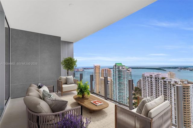 300 Biscayne Blvd Way 4203, Miami, FL 33131