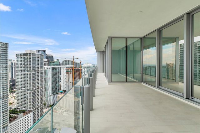 300 Biscayne Blvd Way 4203, Miami, FL 33131