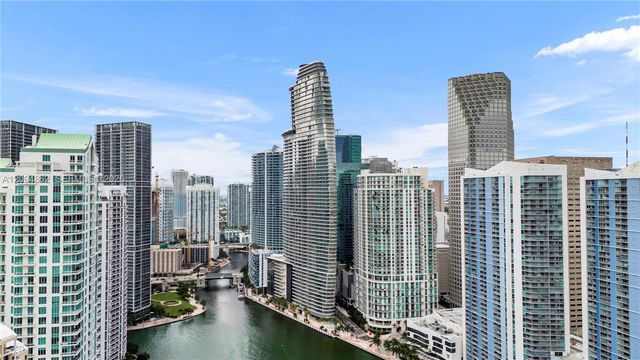 300 Biscayne Blvd Way 4203, Miami, FL 33131