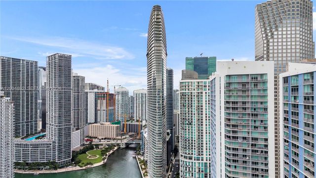 300 Biscayne Blvd Way 4203, Miami, FL 33131