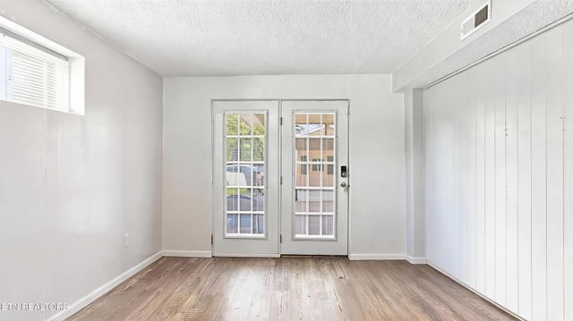2317 Roundtree Rd, Knoxville, TN 37923