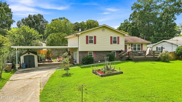 2317 Roundtree Rd, Knoxville, TN 37923
