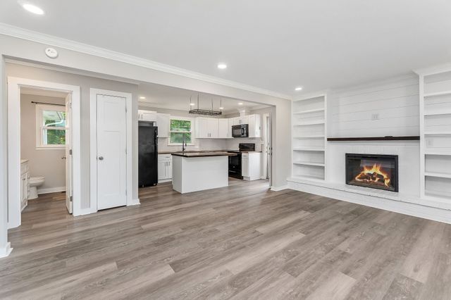 116 S Bright Hill St, Smithville, TN 37166