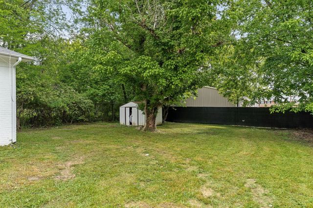 116 S Bright Hill St, Smithville, TN 37166