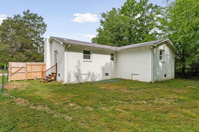 116 S Bright Hill St, Smithville, TN 37166