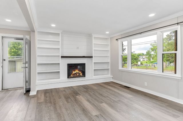 116 S Bright Hill St, Smithville, TN 37166