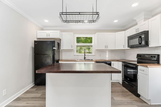 116 S Bright Hill St, Smithville, TN 37166