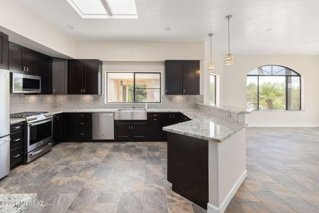 6211 N Via Acacia, Tucson, AZ 85718