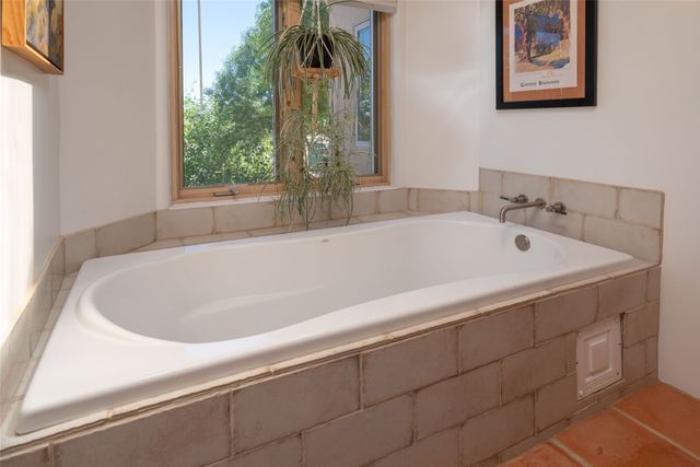58 Balsa Road, Santa Fe, NM 87508