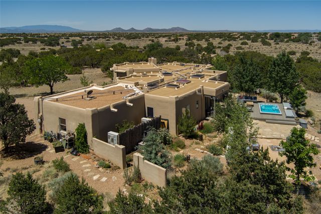 58 Balsa Road, Santa Fe, NM 87508