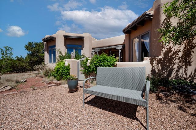 58 Balsa Road, Santa Fe, NM 87508